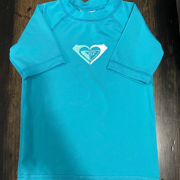 Roxy Rashguard - Picture 2 of 6